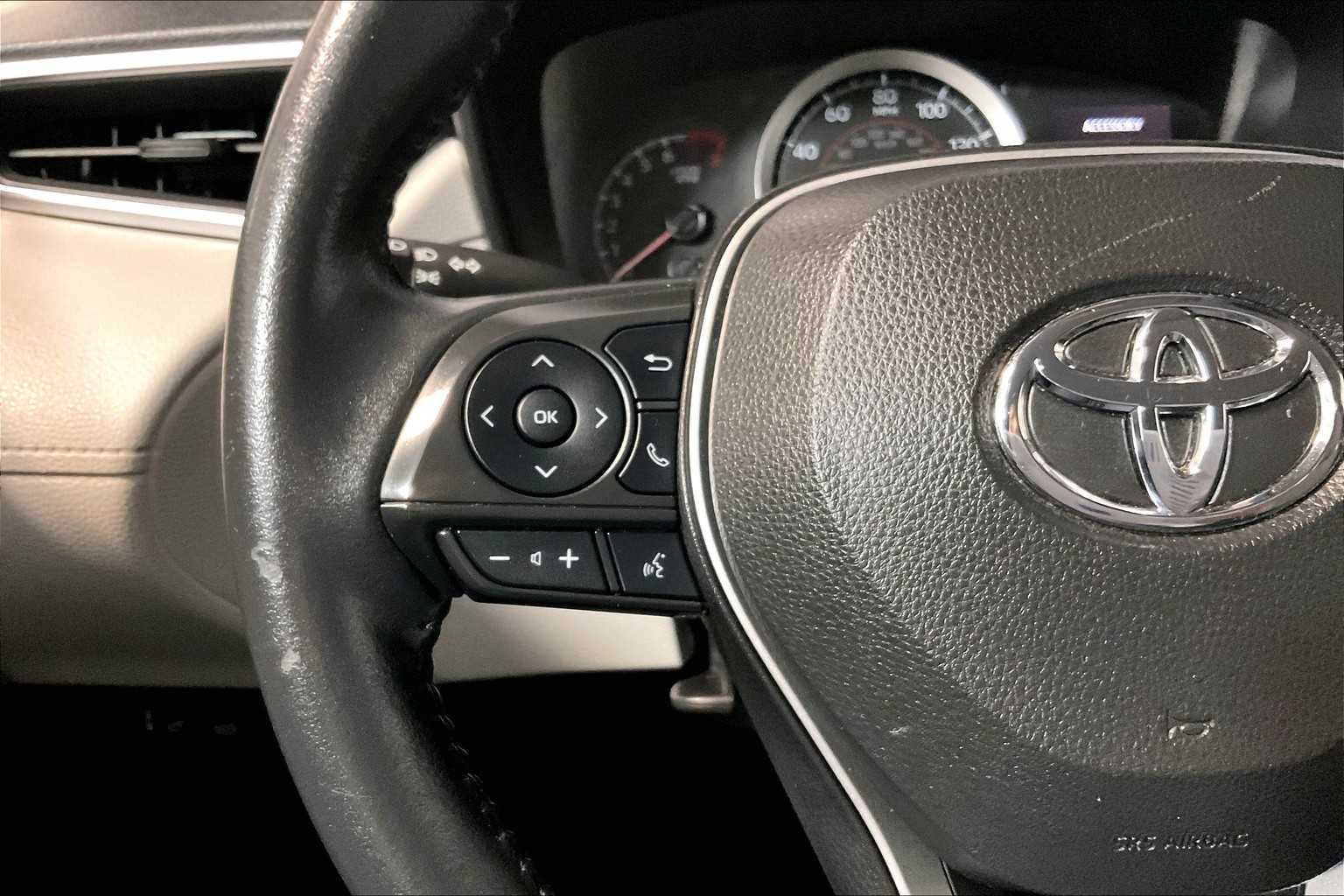 2022 Toyota Corolla Cross LE - Photo 22