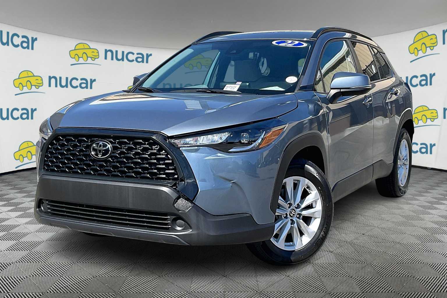 2022 Toyota Corolla Cross LE - Photo 3