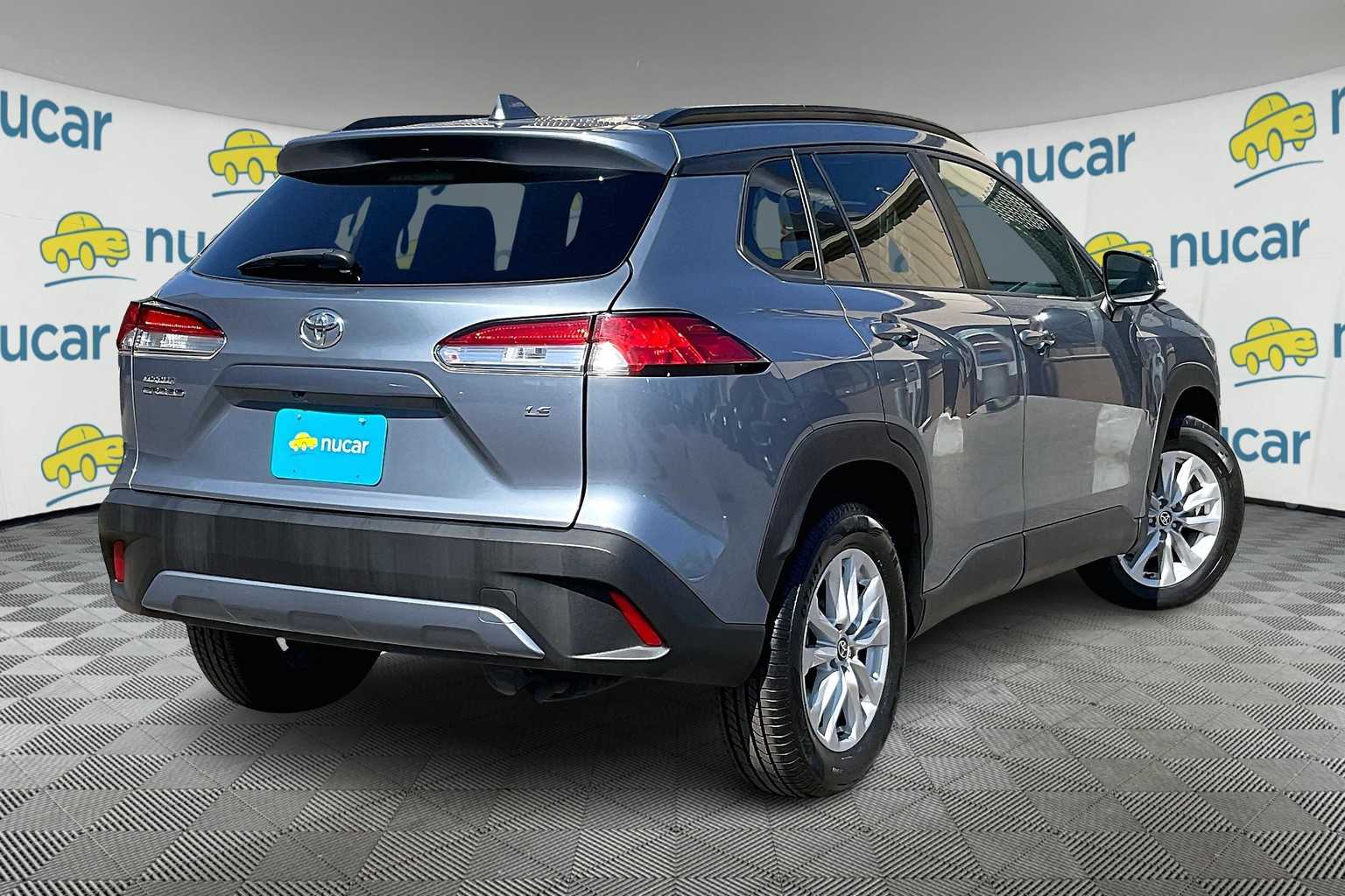 2022 Toyota Corolla Cross LE - Photo 6