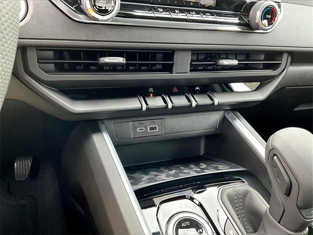 2026 Chevrolet Colorado Work Truck - Photo 15