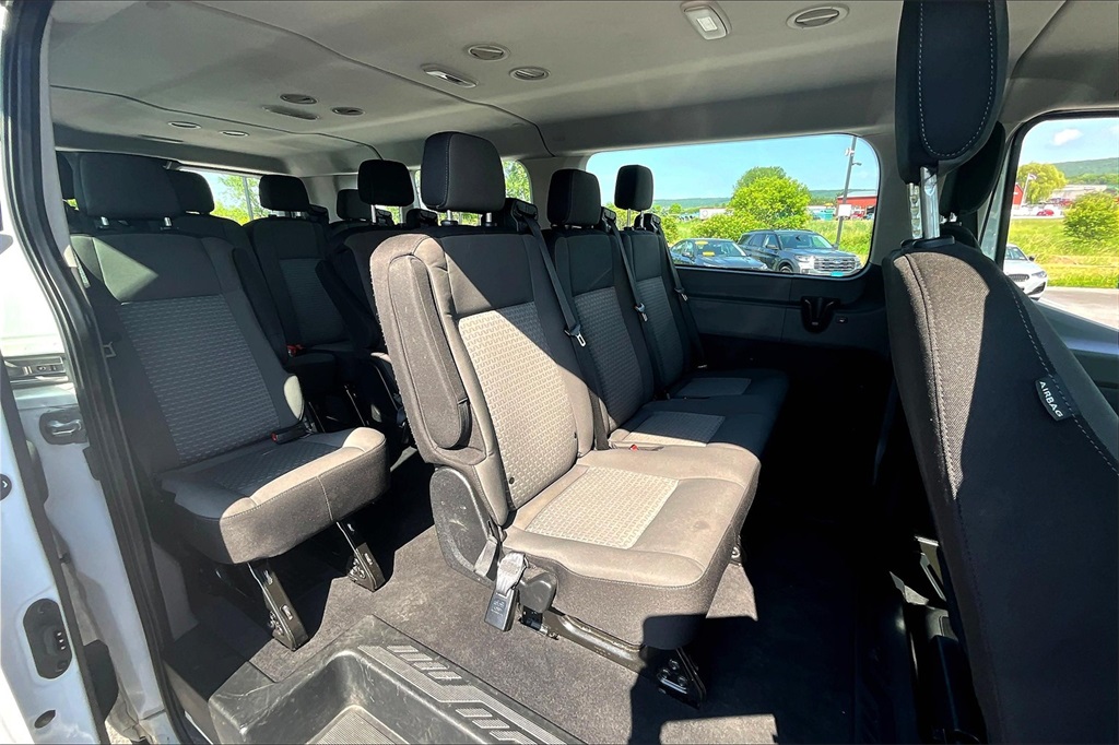 2022 Ford Transit-350 XLT - Photo 15