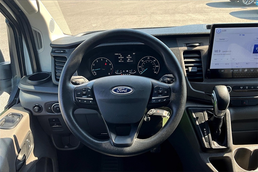 2022 Ford Transit-350 XLT - Photo 17