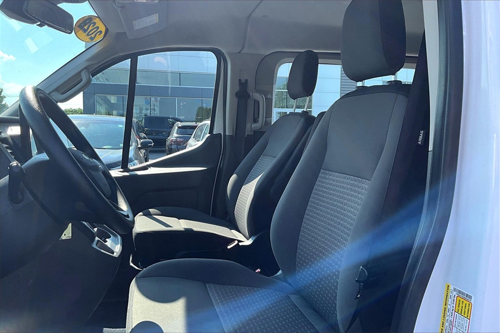 2022 Ford Transit-350 XLT - Photo 10