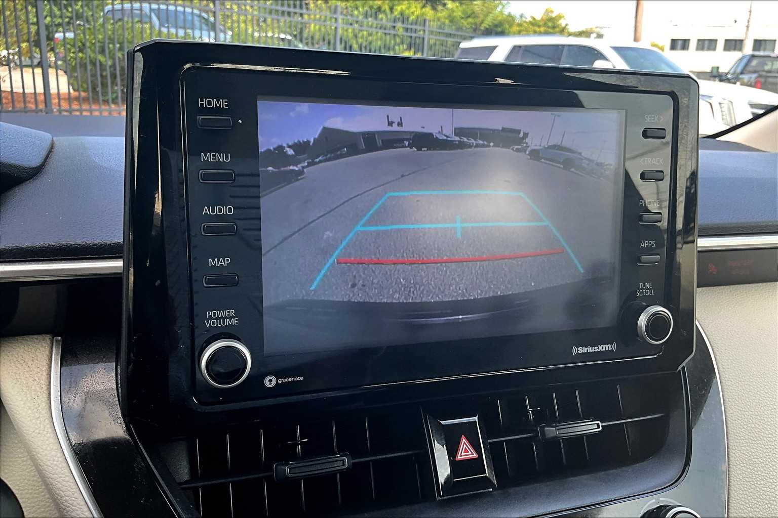 2022 Toyota Corolla LE - Photo 19
