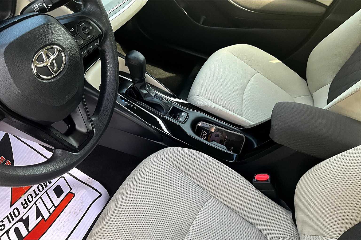 2022 Toyota Corolla LE - Photo 20