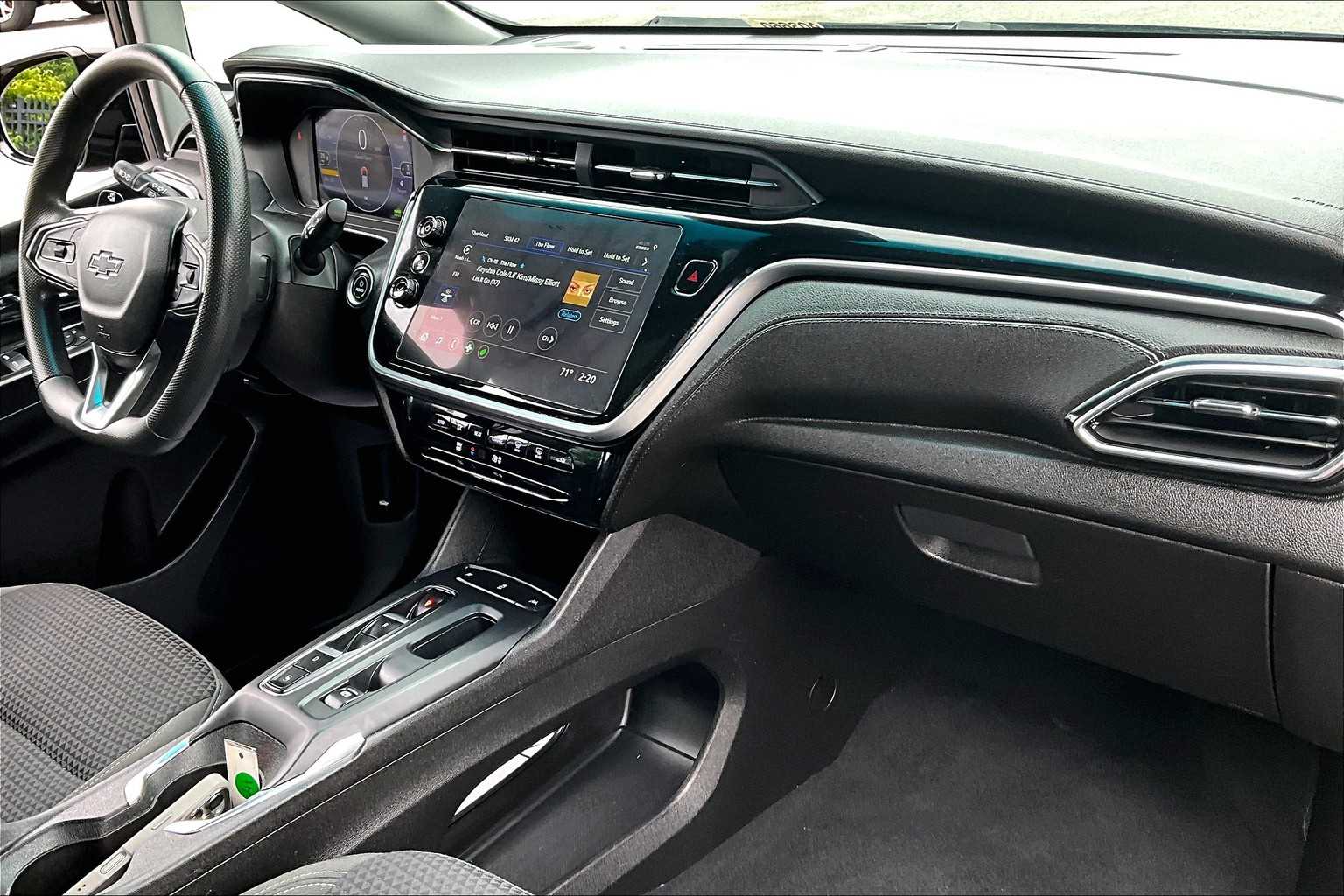 2023 Chevrolet Bolt EV 1LT - Photo 14