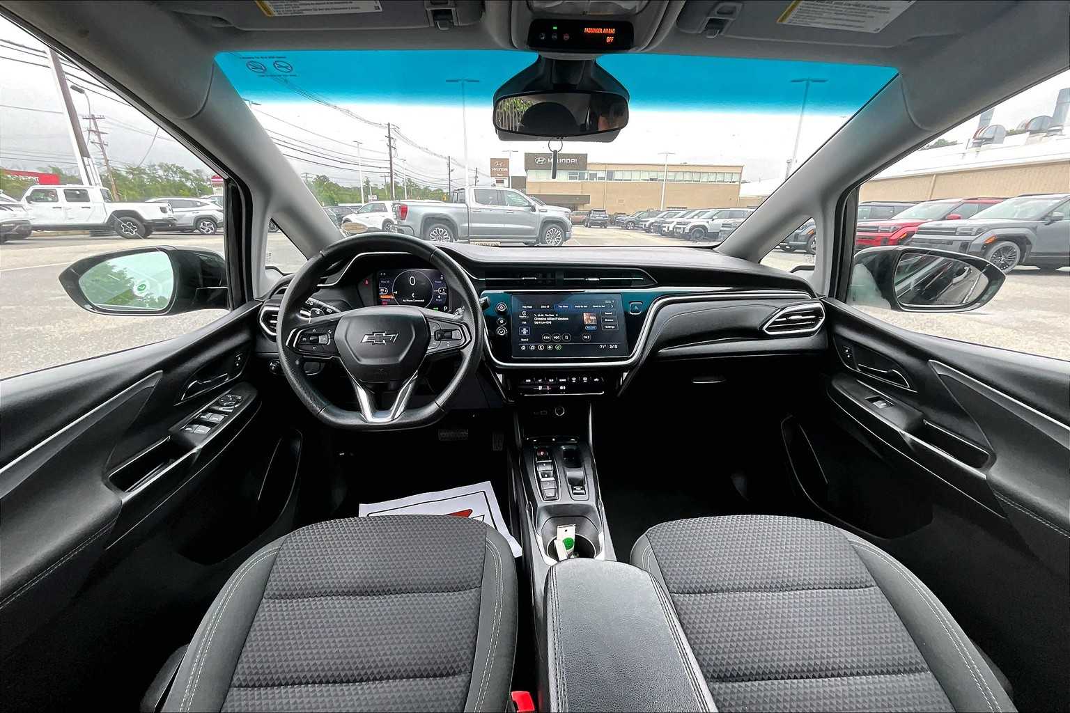 2023 Chevrolet Bolt EV 1LT - Photo 21