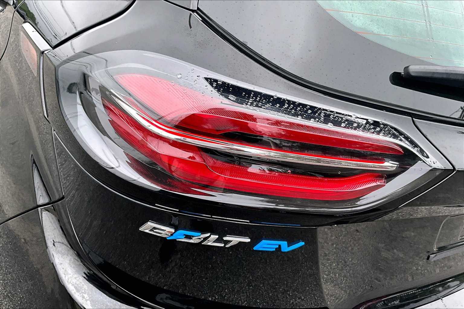 2023 Chevrolet Bolt EV 1LT - Photo 30