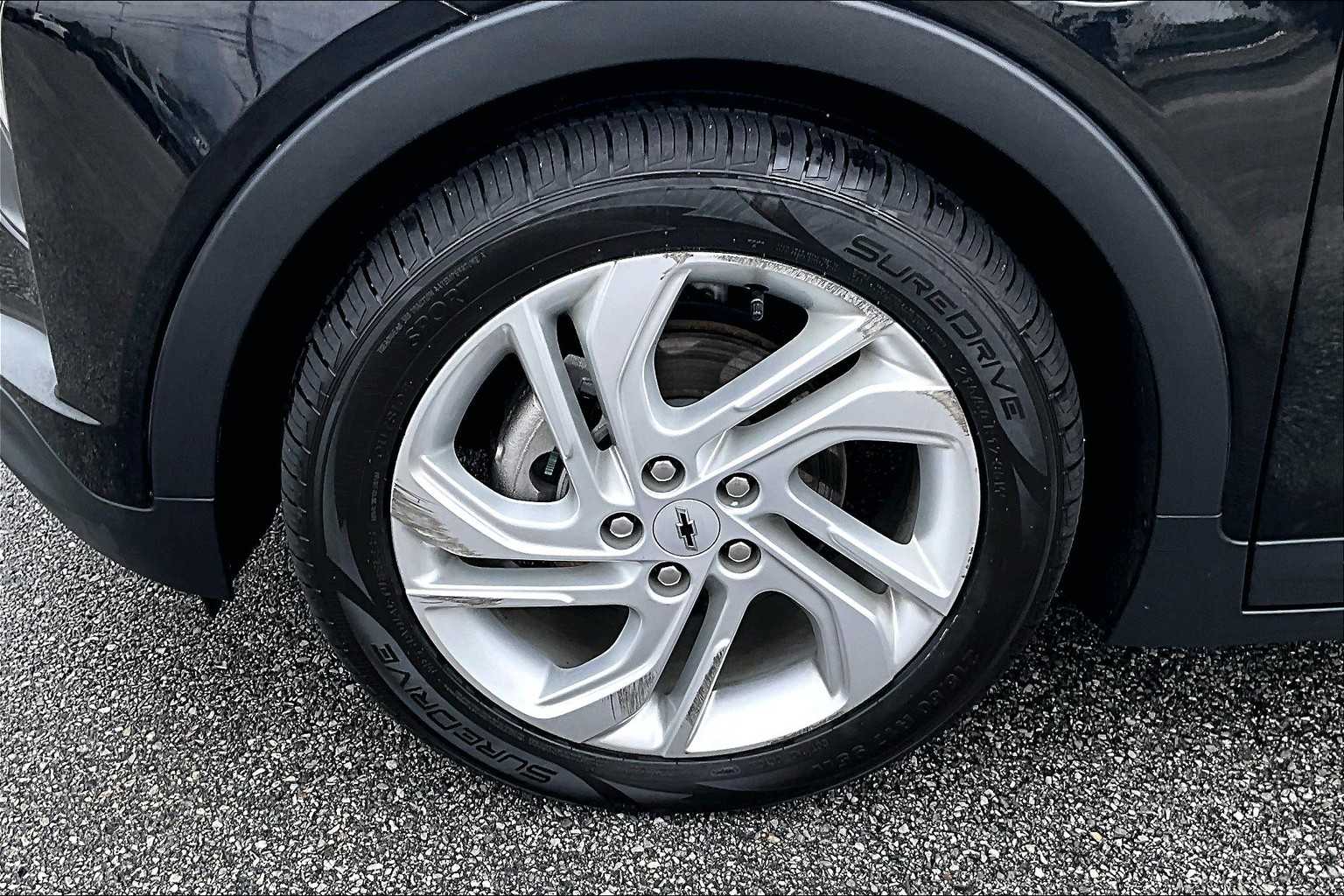 2023 Chevrolet Bolt EV 1LT - Photo 7