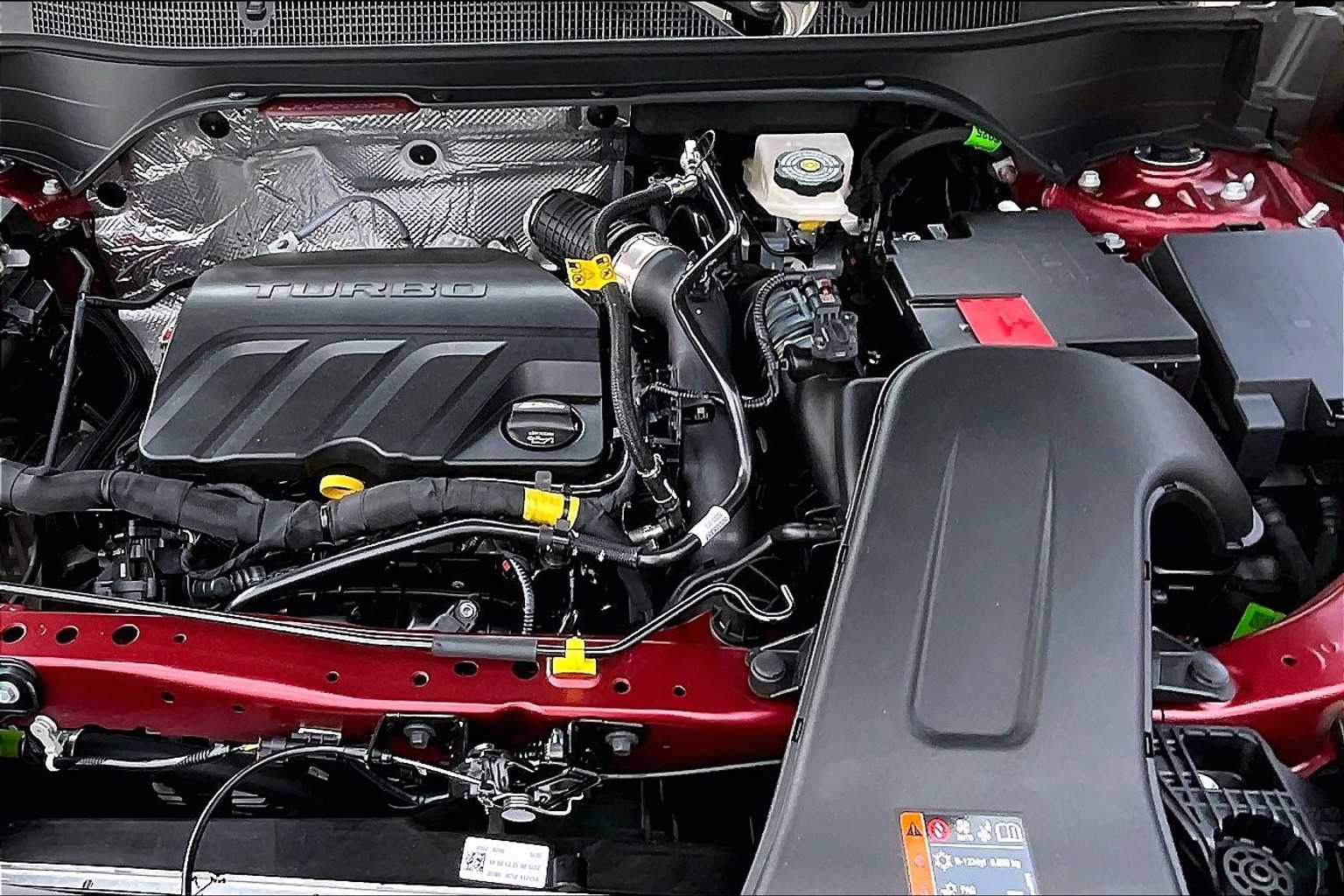 2025 Chevrolet Trax LT - Photo 16