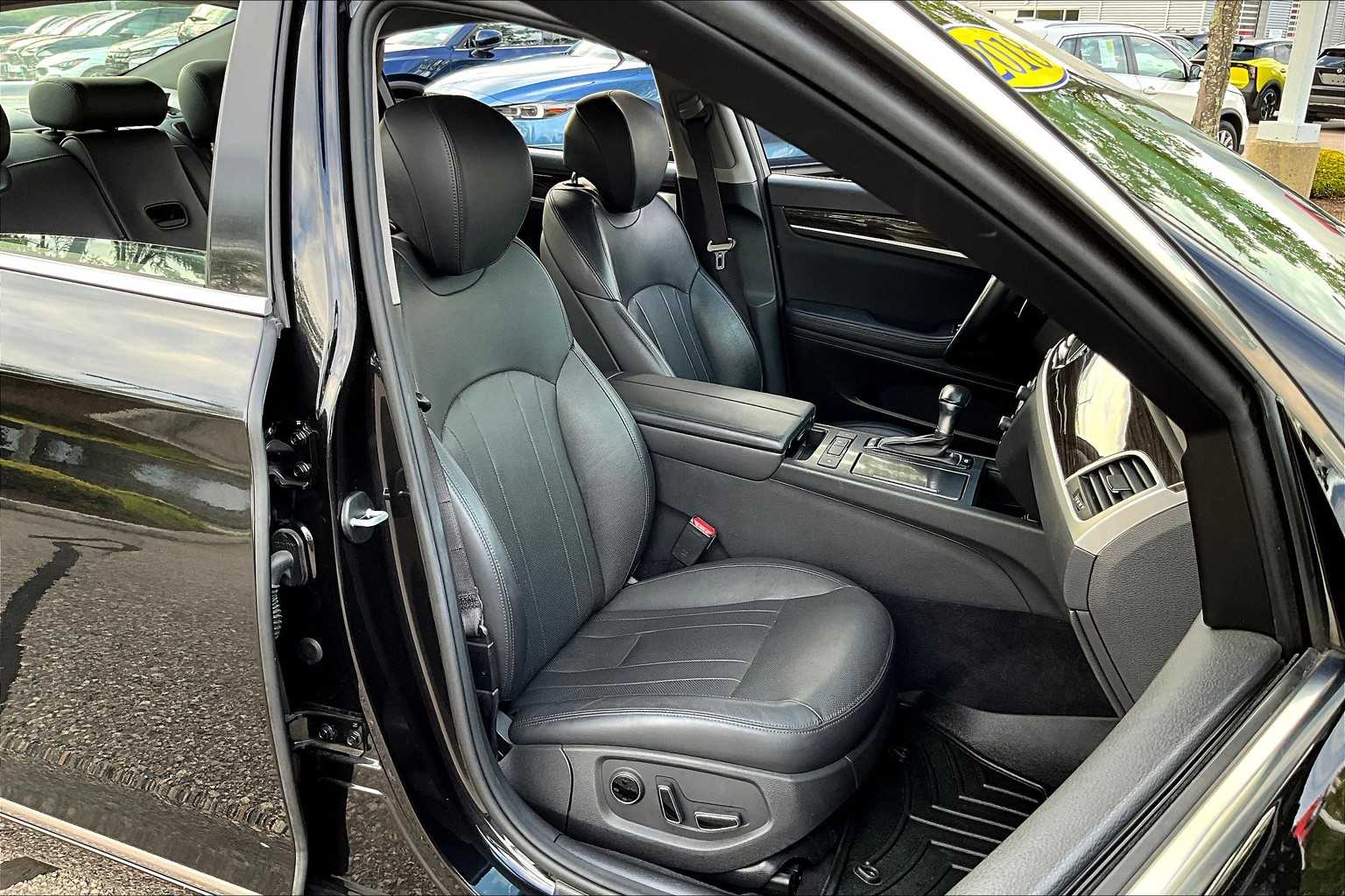 2018 Genesis G80 3.8L - Photo 11