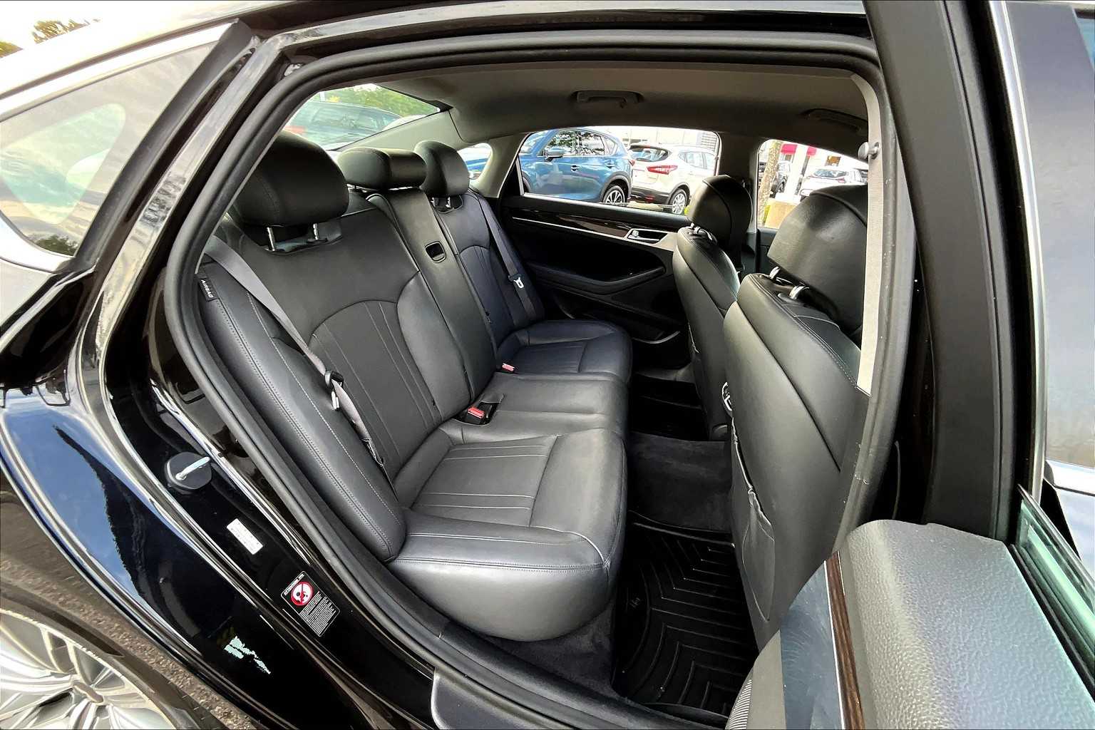 2018 Genesis G80 3.8L - Photo 16