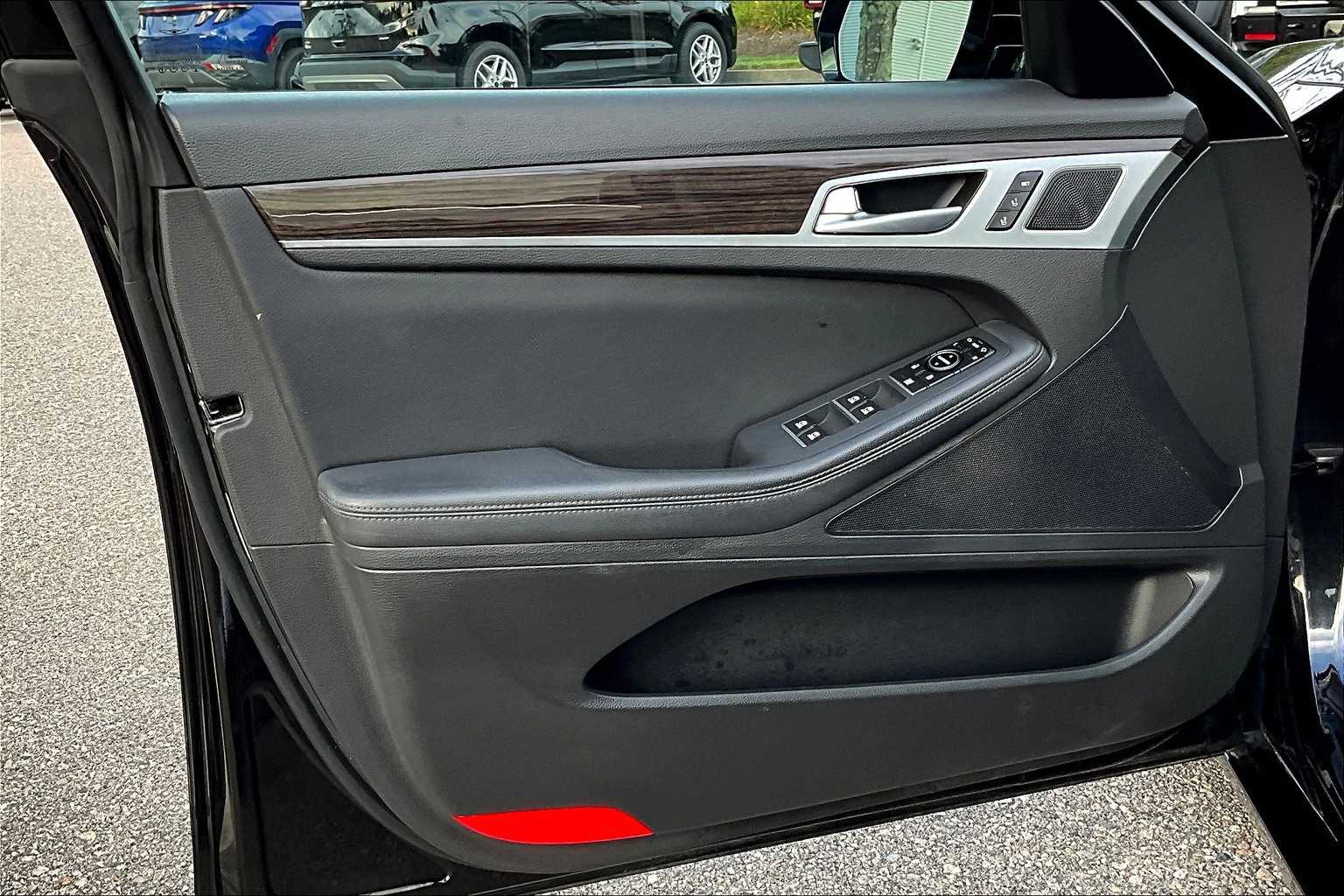 2018 Genesis G80 3.8L - Photo 9
