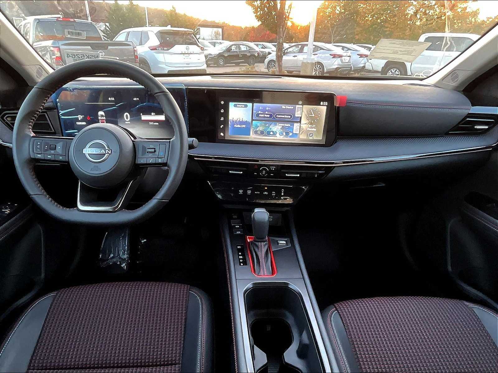 2025 Nissan Kicks SR - Photo 12