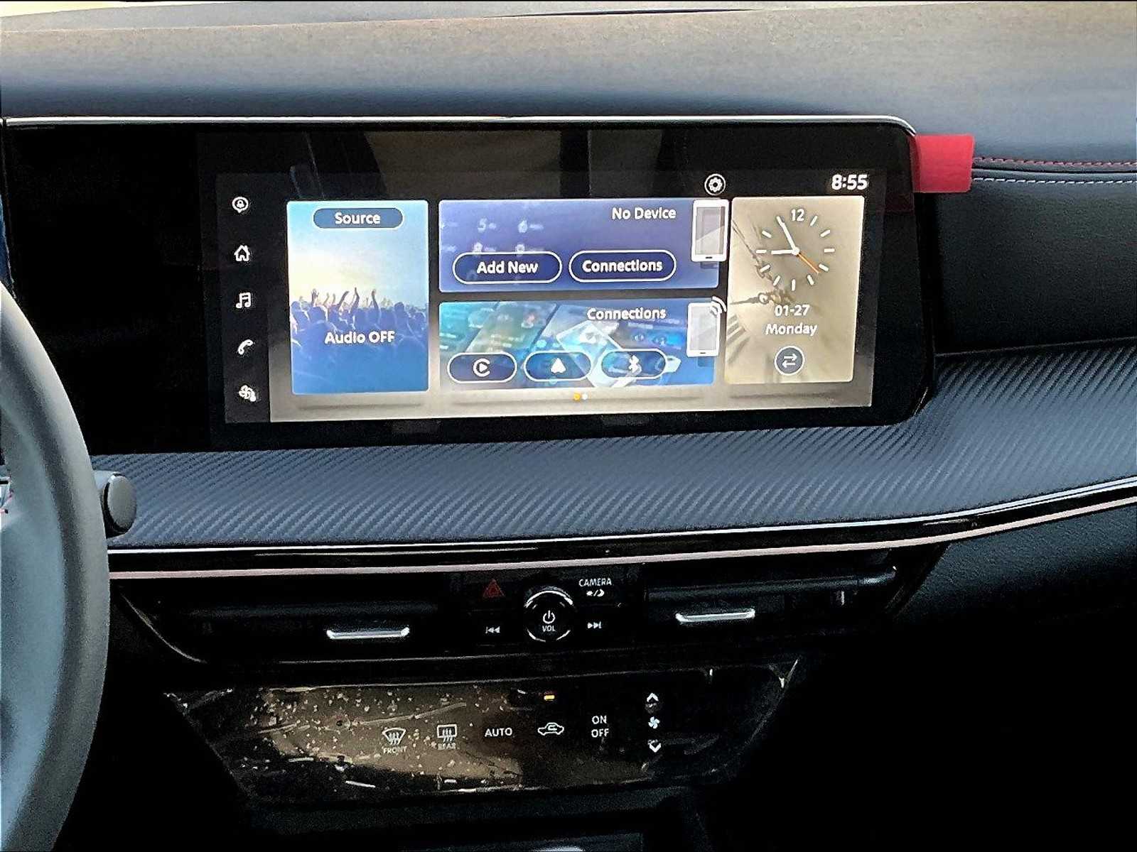 2025 Nissan Kicks SR - Photo 13