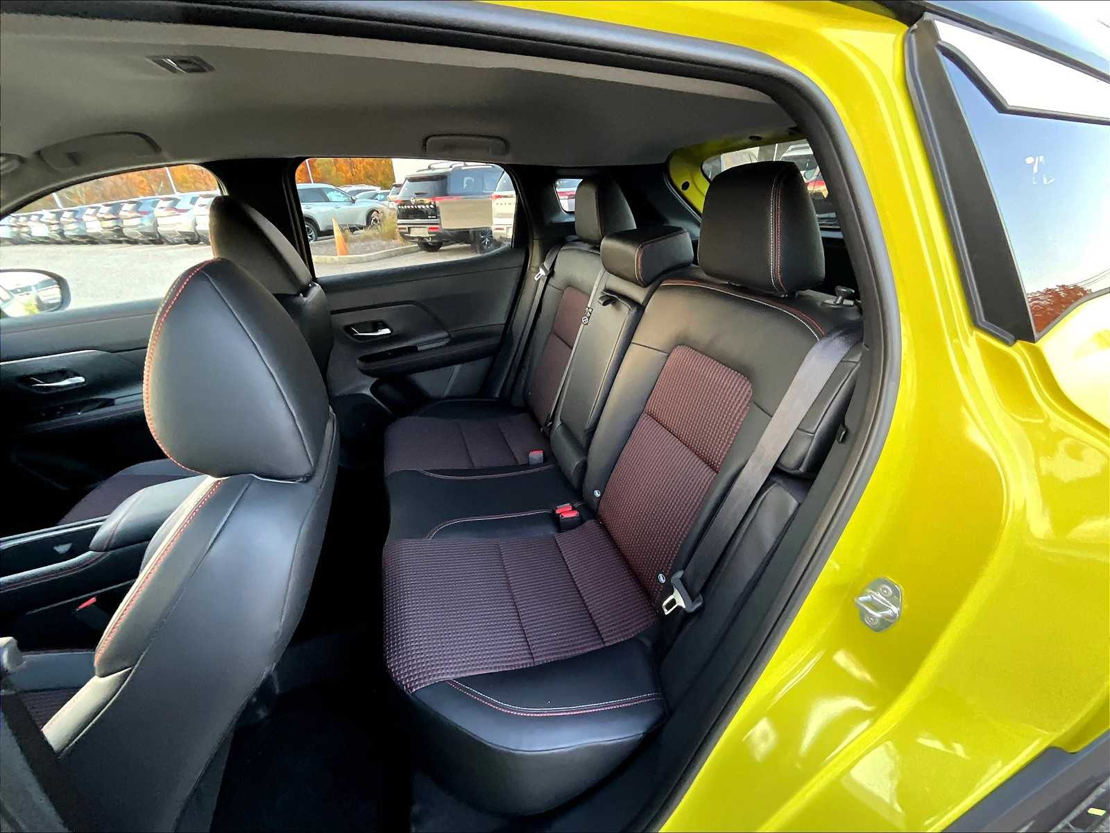 2025 Nissan Kicks SR - Photo 15
