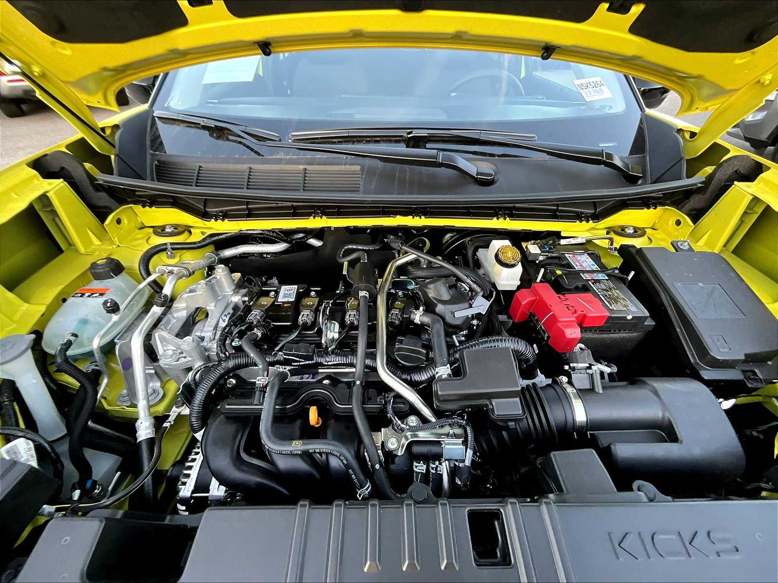 2025 Nissan Kicks SR - Photo 16