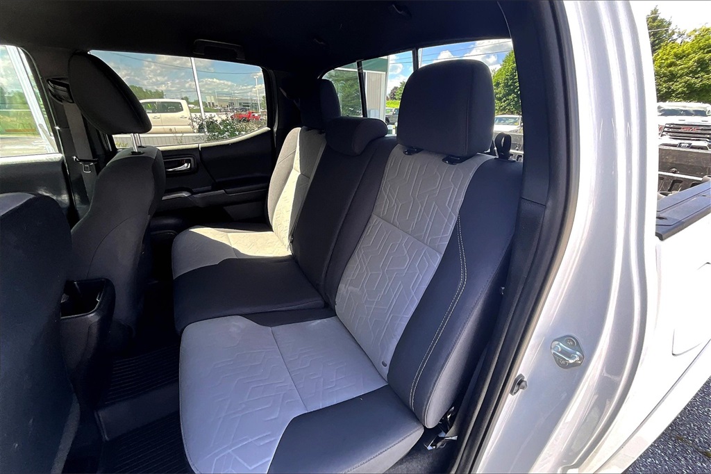 2021 Toyota Tacoma  - Photo 15