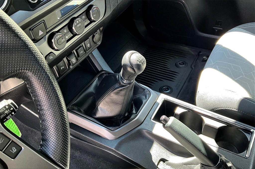 2021 Toyota Tacoma  - Photo 20