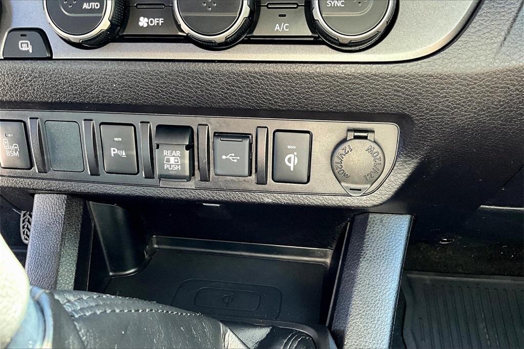 2021 Toyota Tacoma  - Photo 27