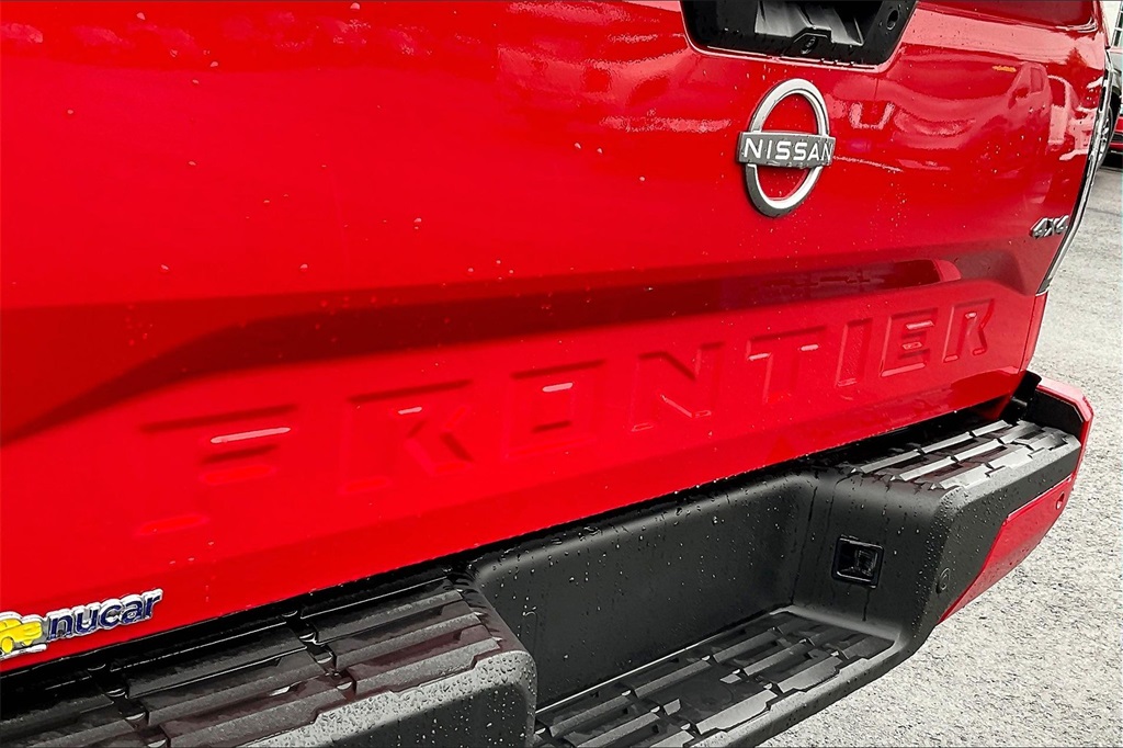 2025 Nissan Frontier SV - Photo 27