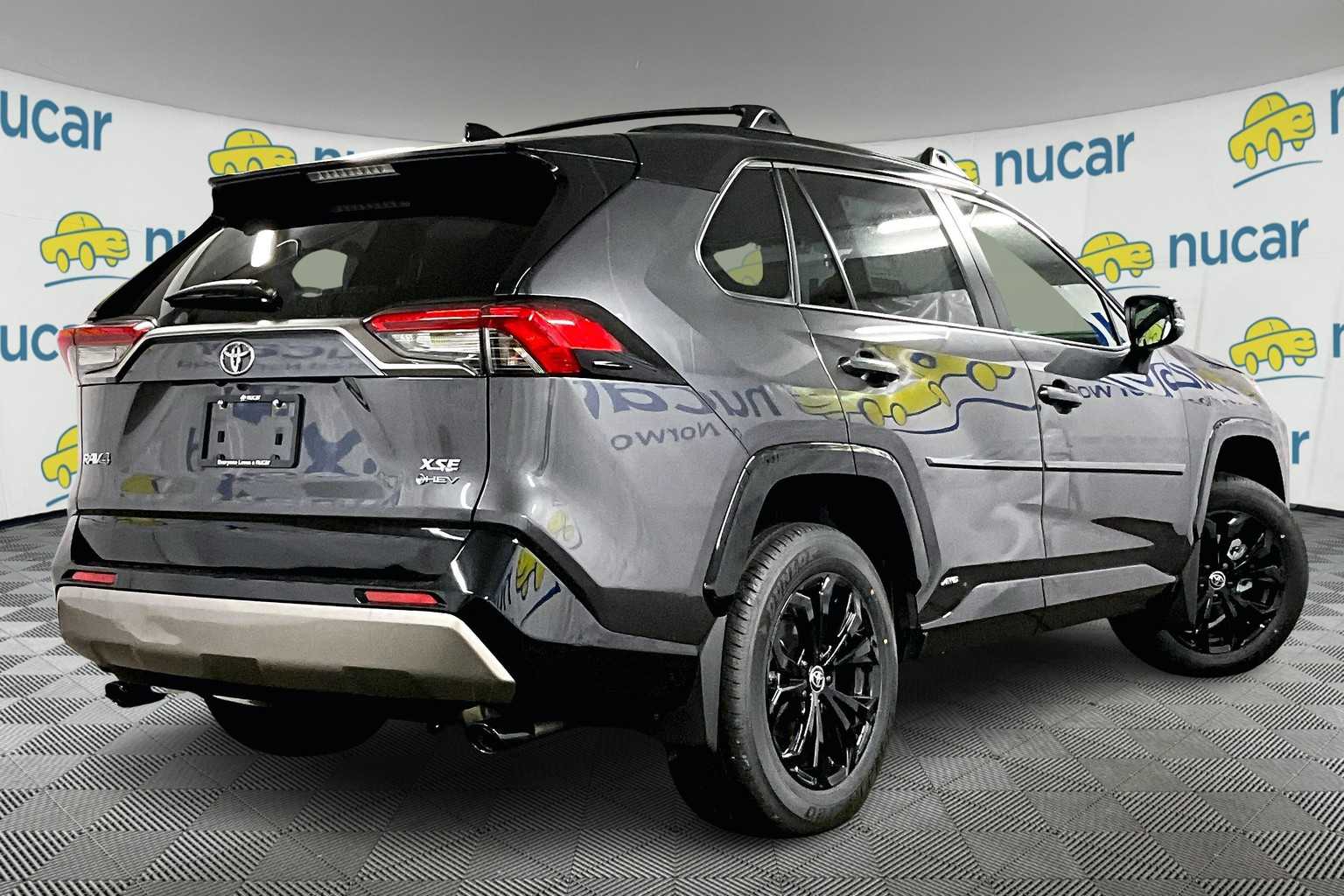 2025 Toyota RAV4 Hybrid XSE - Photo 7