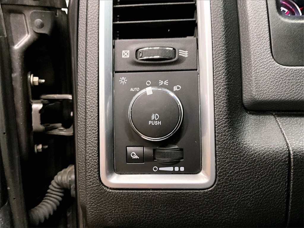 2019 Ram 1500 Classic Warlock - Photo 26