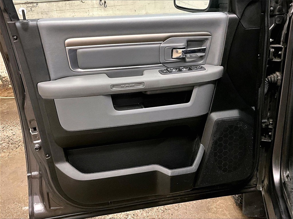 2019 Ram 1500 Classic Warlock - Photo 9