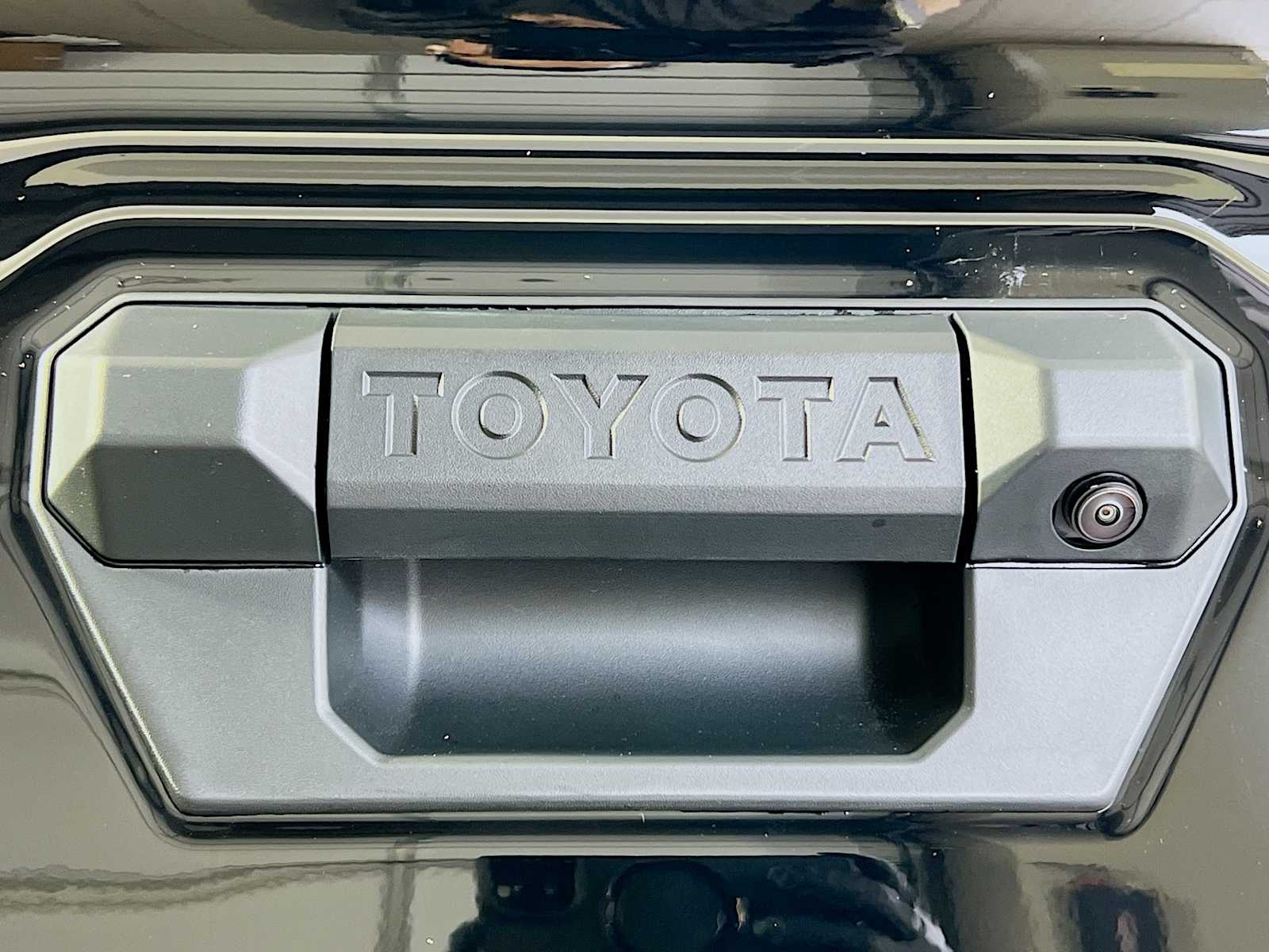 2025 Toyota Tacoma TRD Off Road - Photo 17