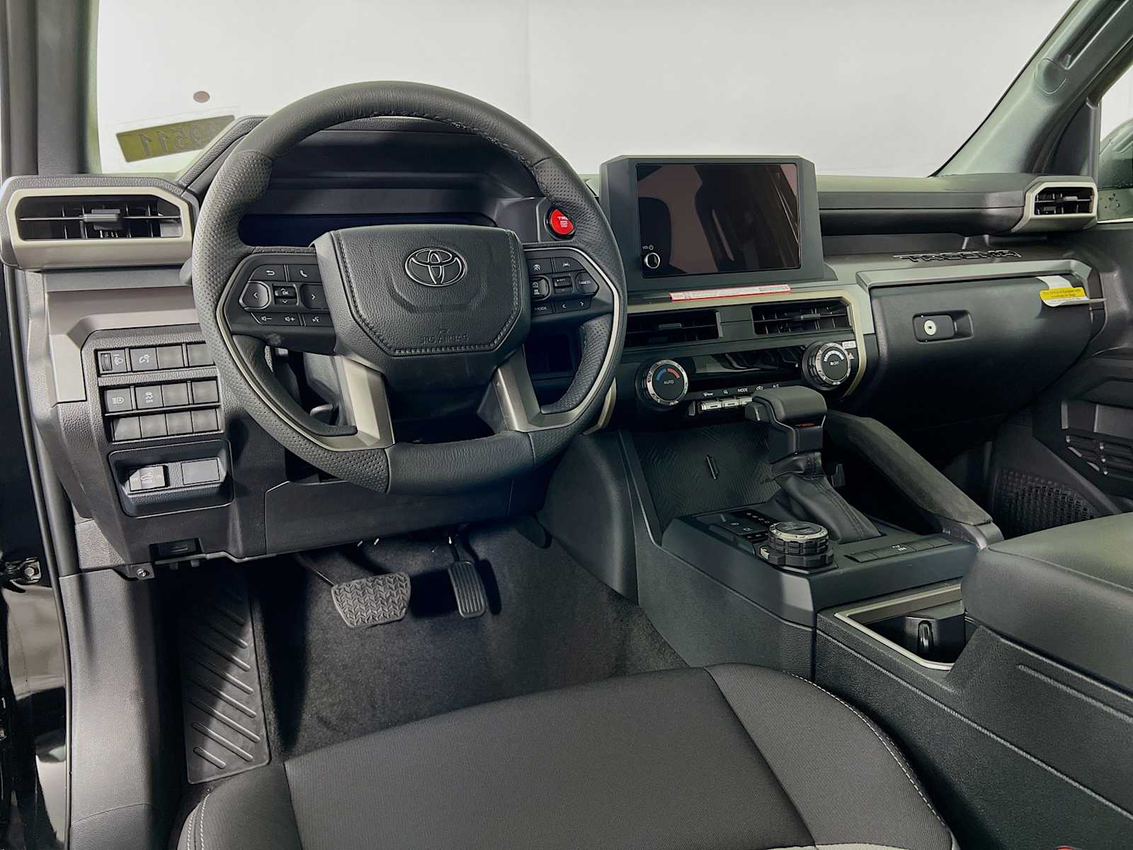 2025 Toyota Tacoma TRD Off Road - Photo 6
