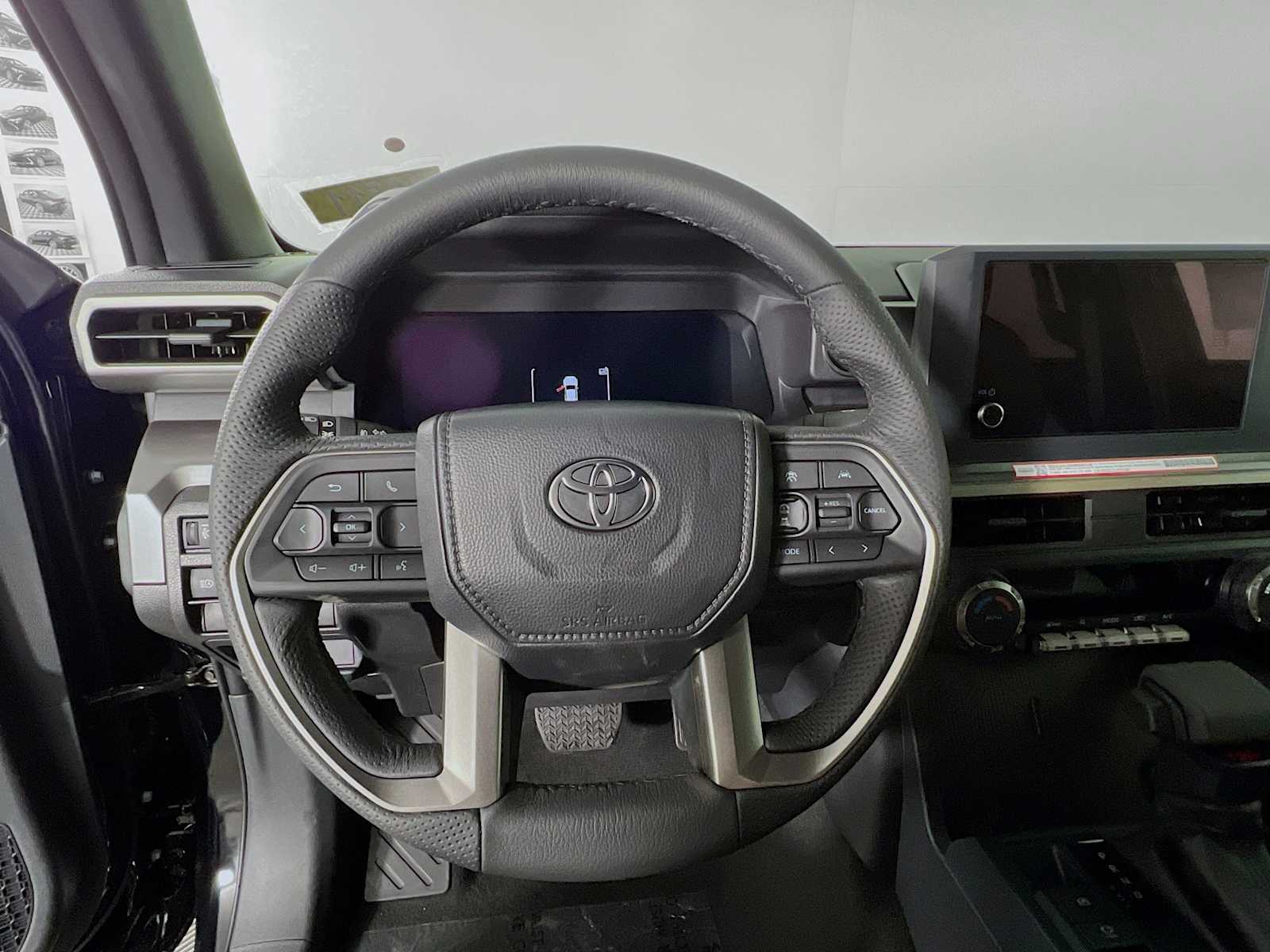 2025 Toyota Tacoma TRD Off Road - Photo 7