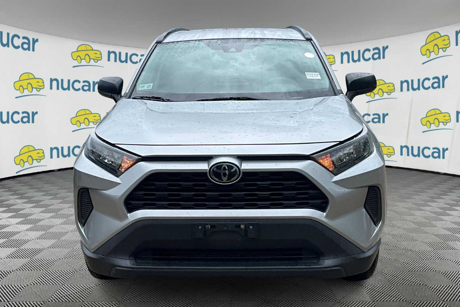 2021 Toyota RAV4 LE - Photo 2