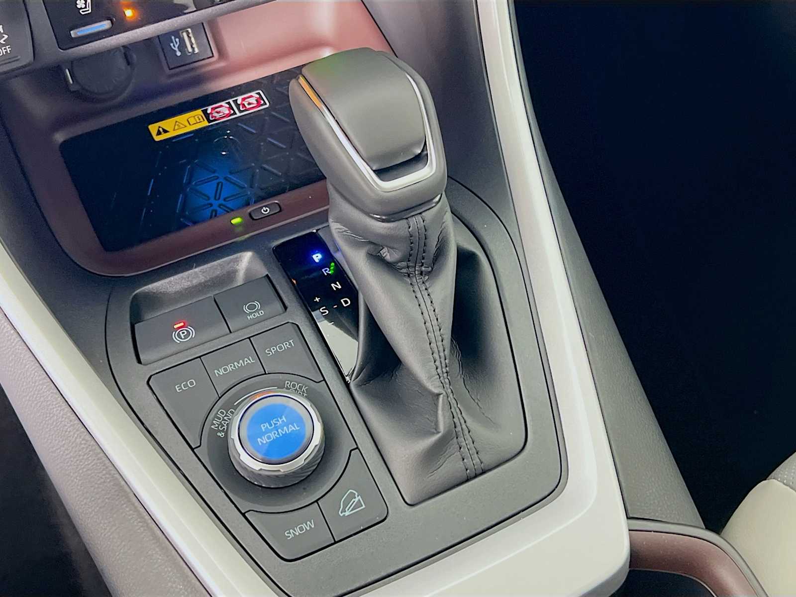 2025 Toyota RAV4 Limited - Photo 11