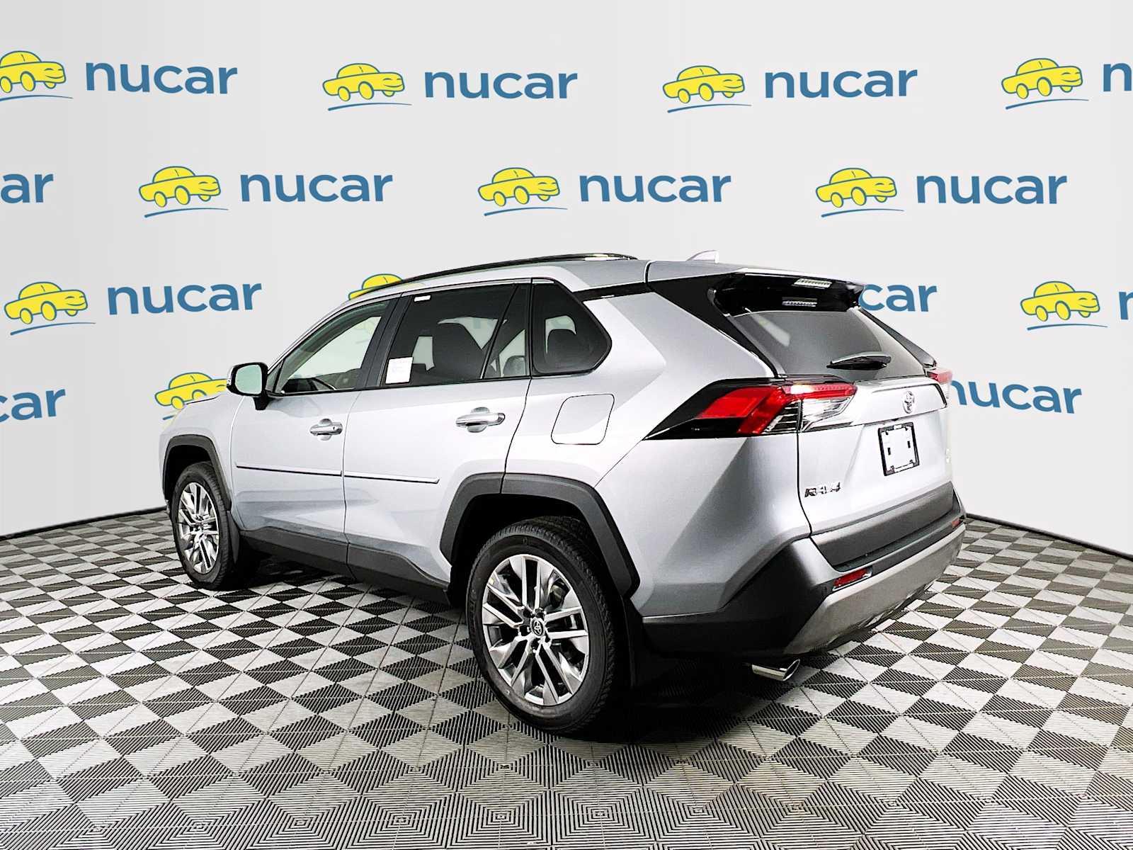 2025 Toyota RAV4 Limited - Photo 4
