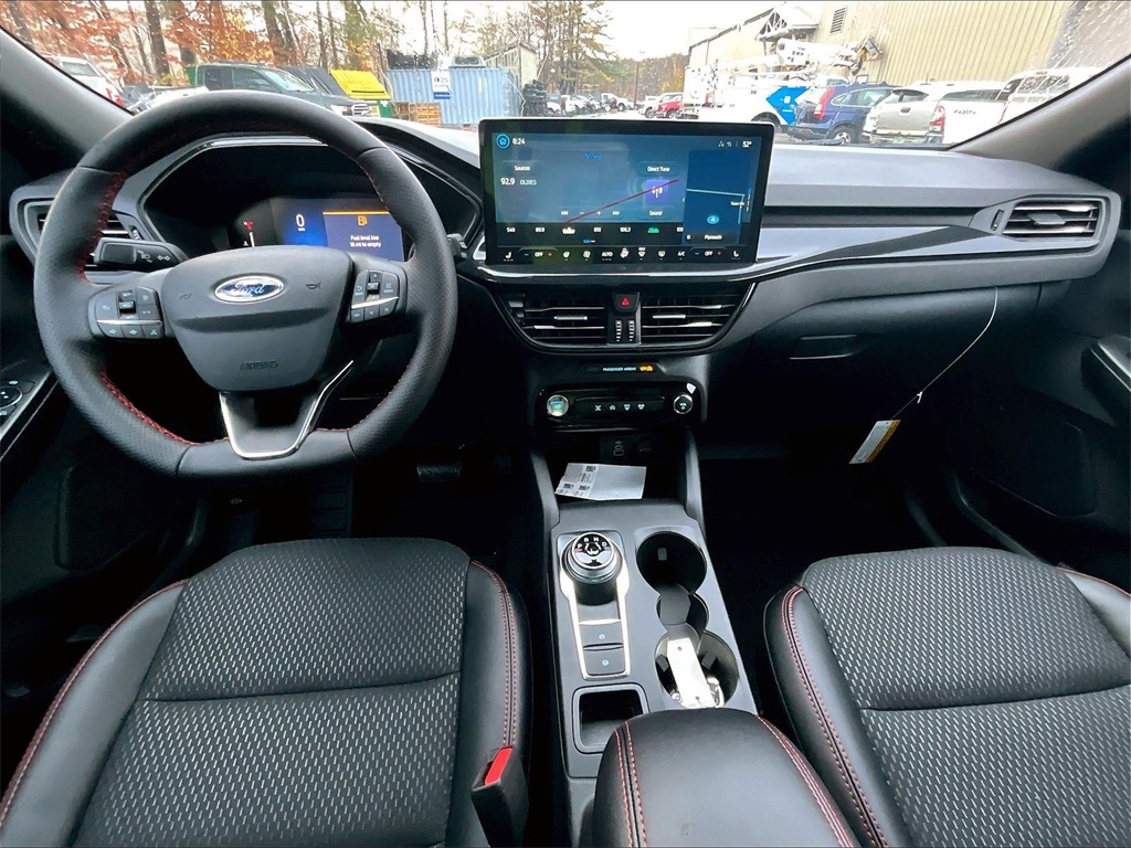 2026 Ford Escape ST-Line - Photo 6