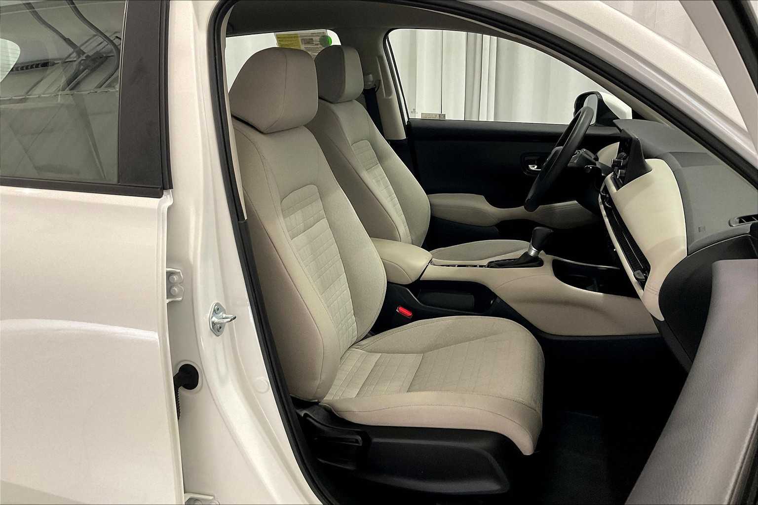 2023 Honda HR-V LX - Photo 11