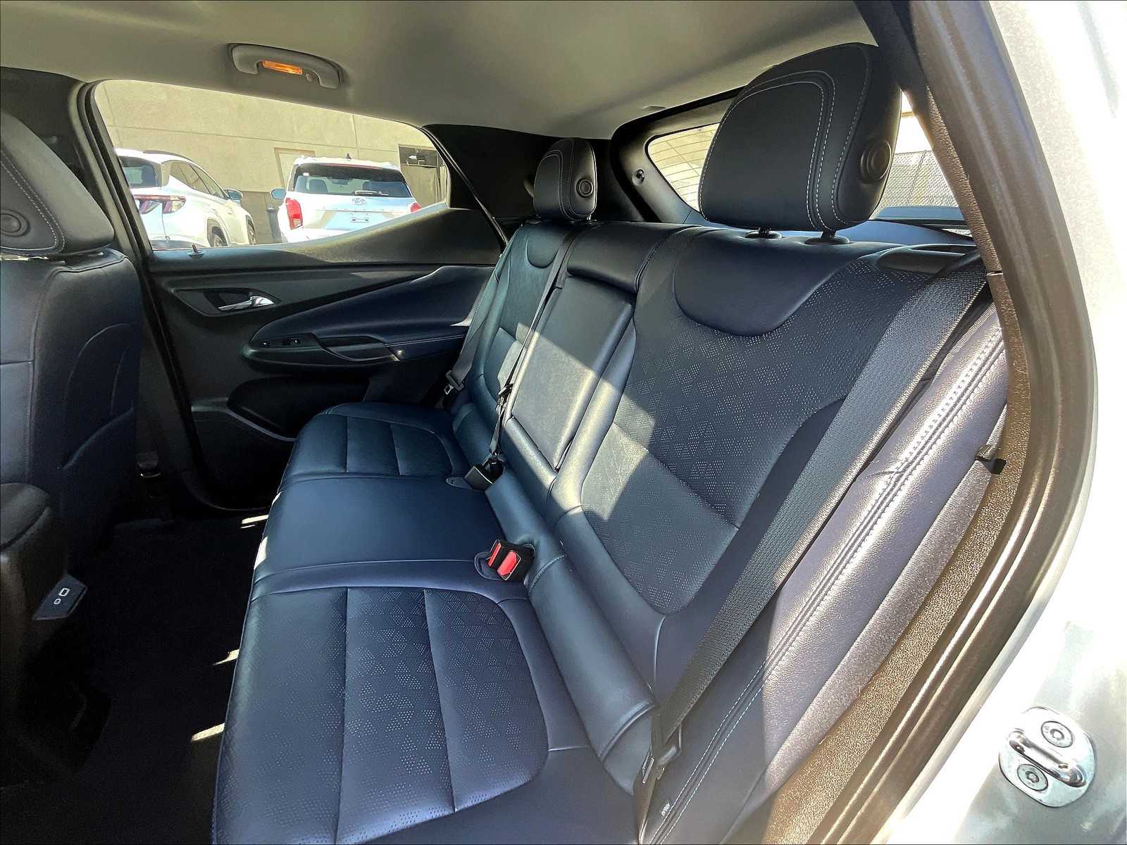 2022 Chevrolet Bolt EUV Premier - Photo 15