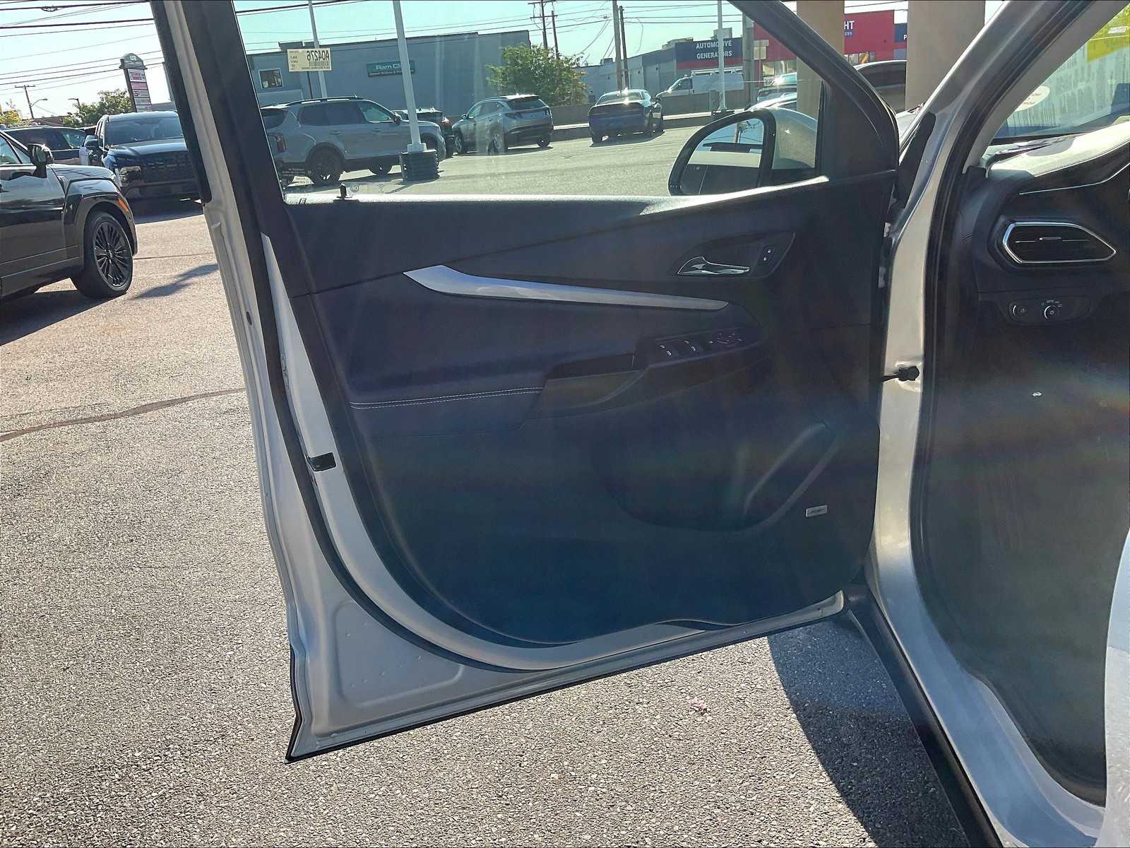 2022 Chevrolet Bolt EUV Premier - Photo 9