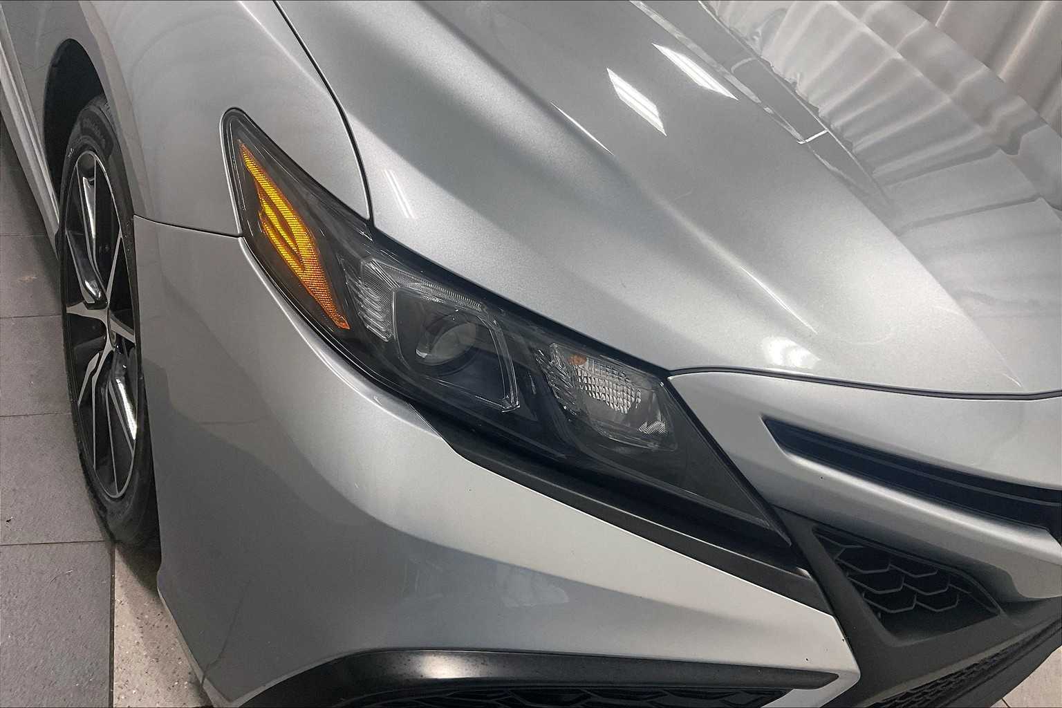 2023 Toyota Camry SE - Photo 32
