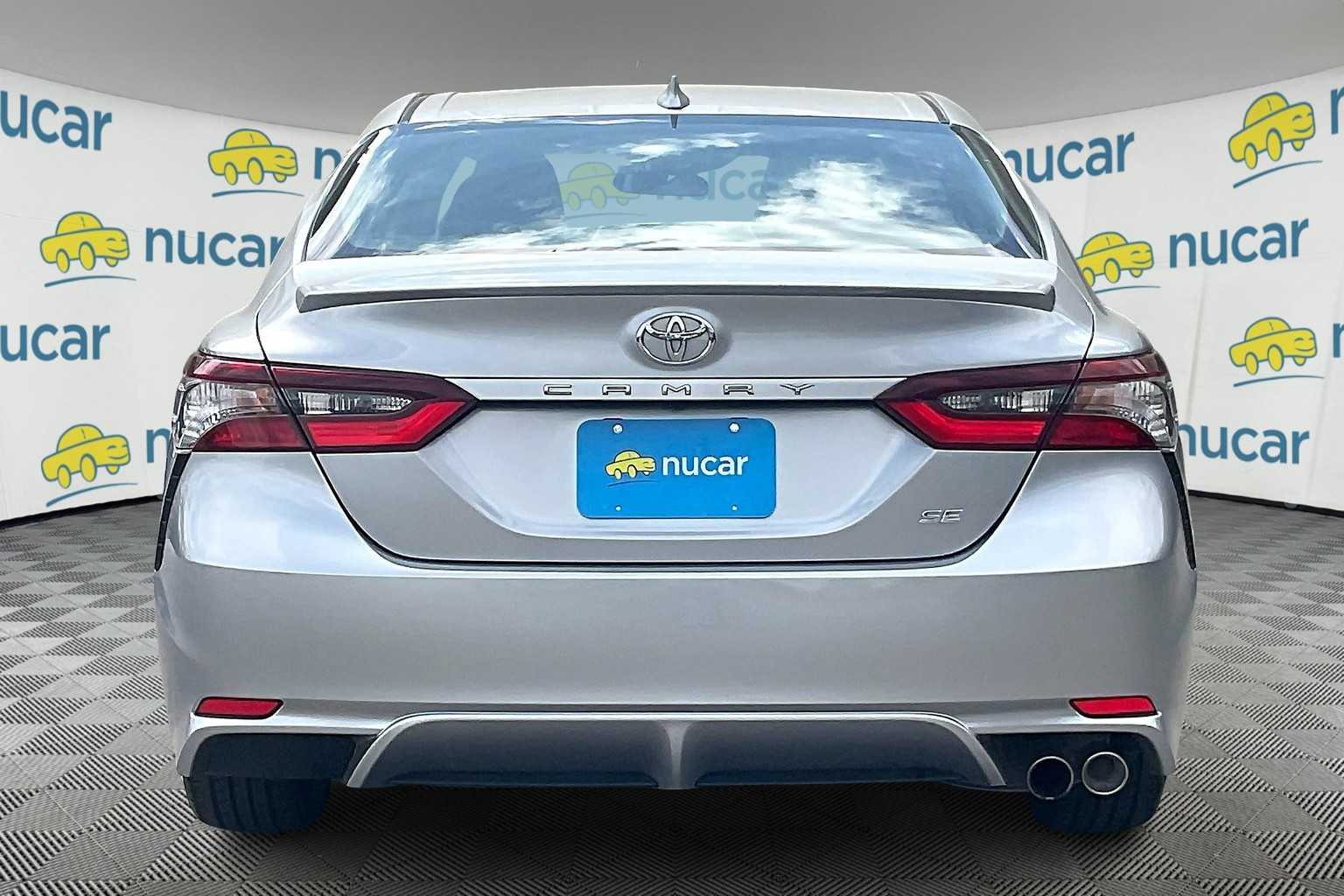2023 Toyota Camry SE - Photo 5