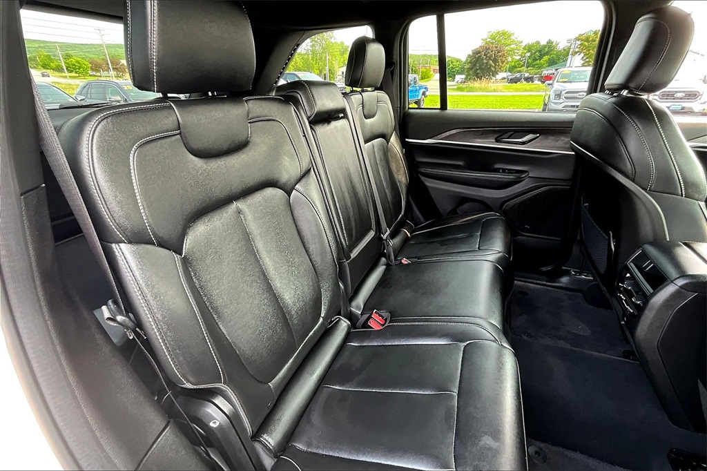 2024 Jeep Grand Cherokee Limited - Photo 16