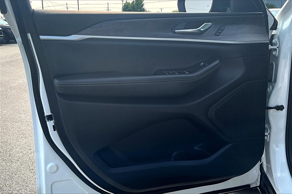 2024 Jeep Grand Cherokee Limited - Photo 9