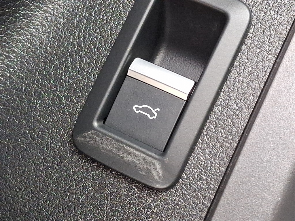 2018 Audi Q5 2.0T Premium - Photo 24
