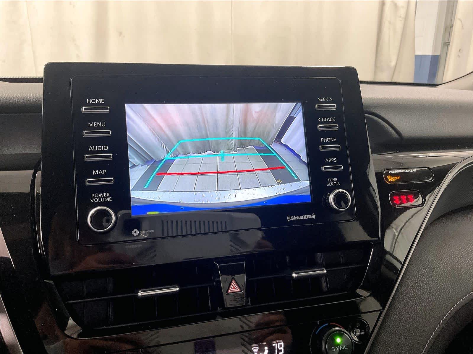 2023 Toyota Camry SE - Photo 19