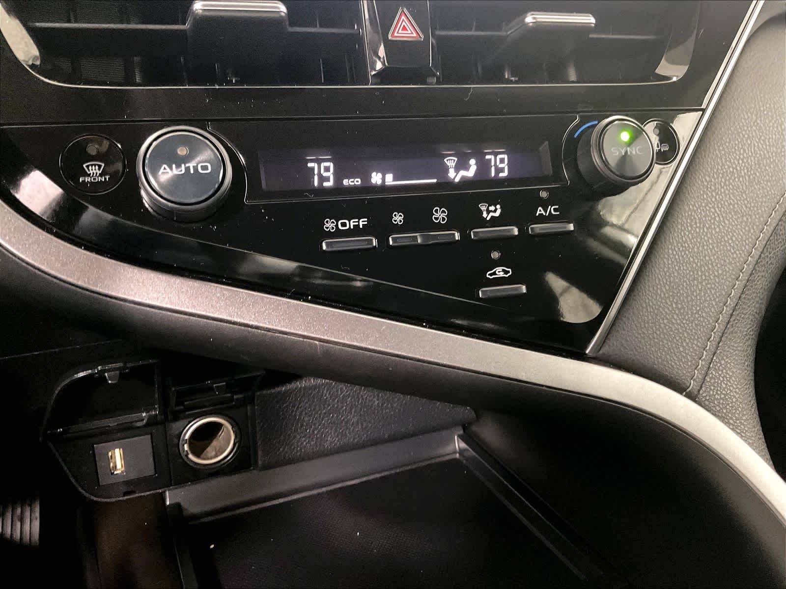 2023 Toyota Camry SE - Photo 25