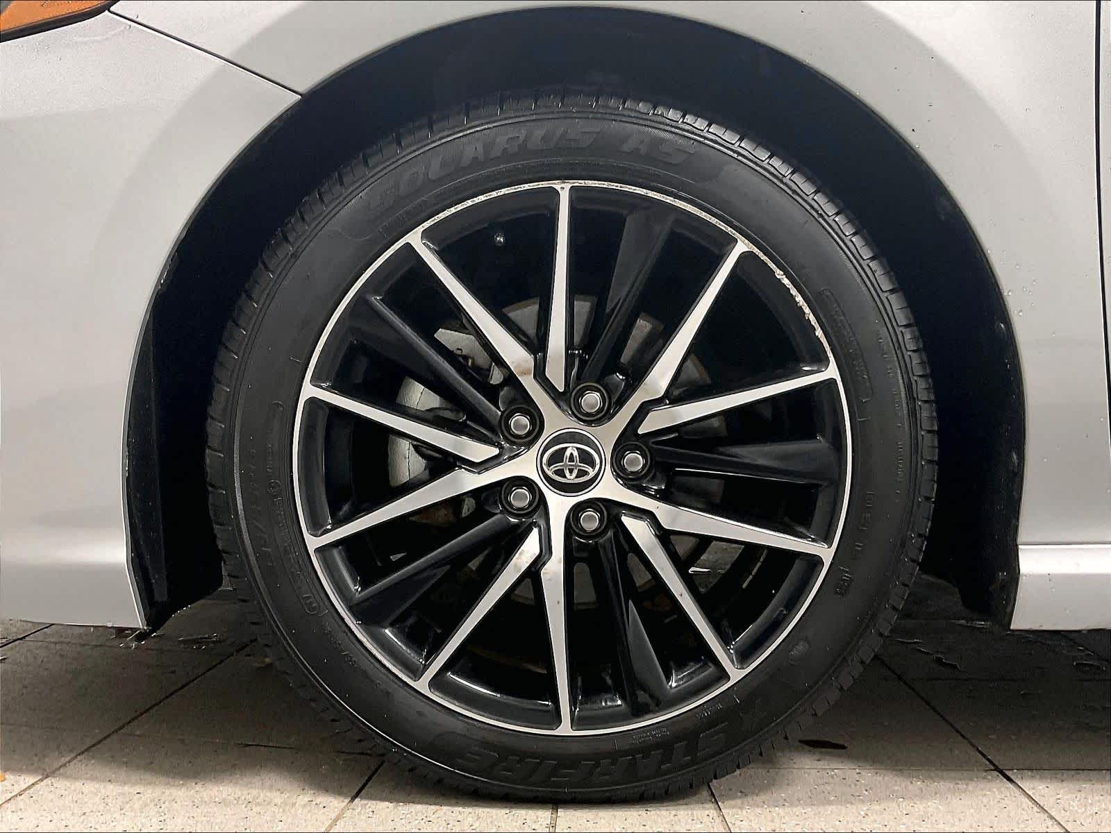 2023 Toyota Camry SE - Photo 7