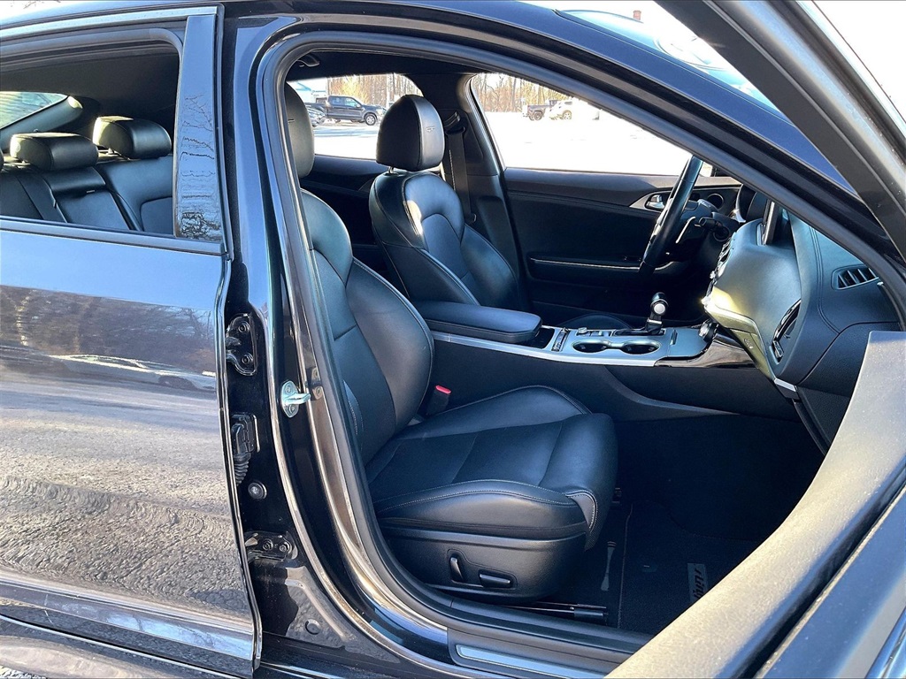 2020 Kia Stinger GT - Photo 11