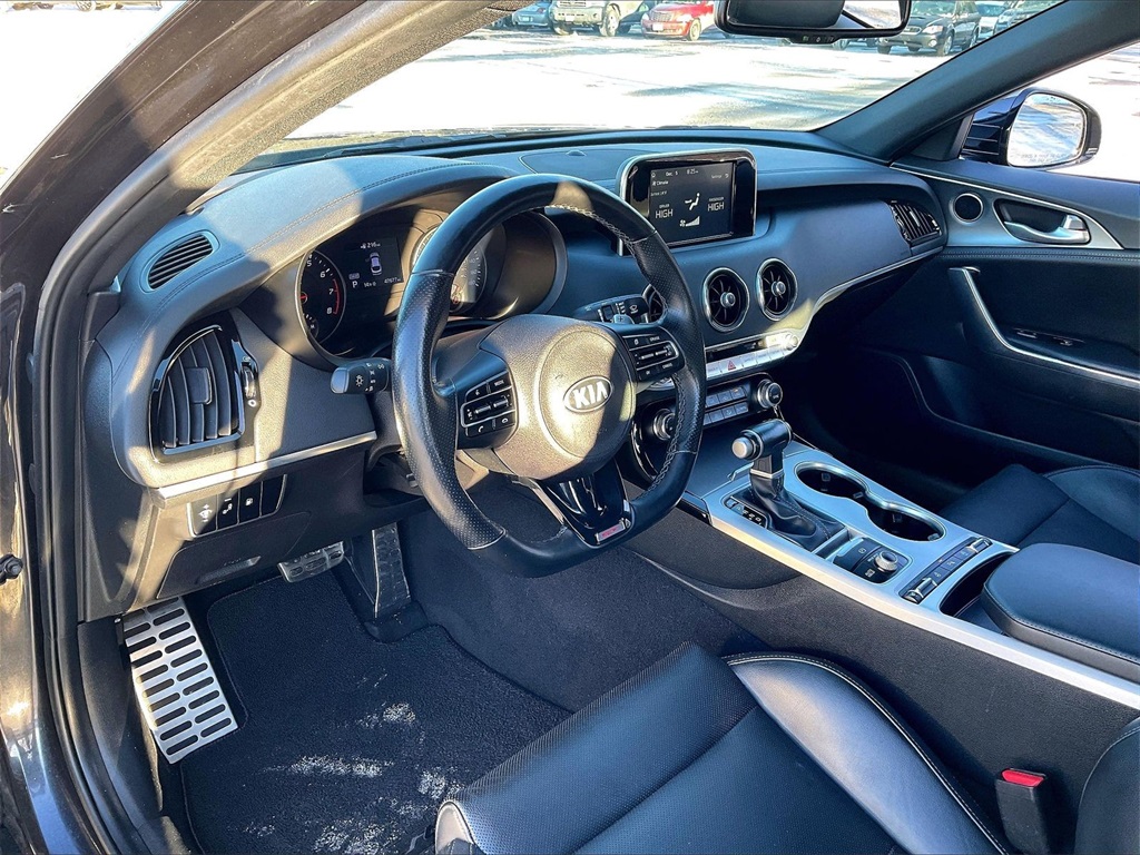 2020 Kia Stinger GT - Photo 8