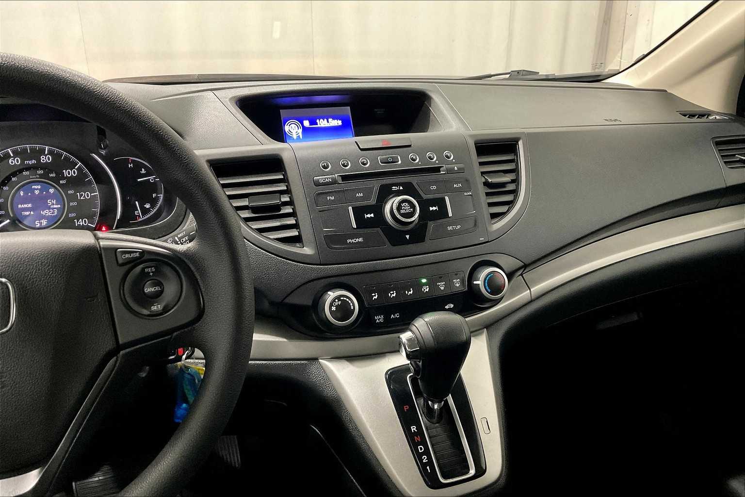 2014 Honda CR-V LX - Photo 18