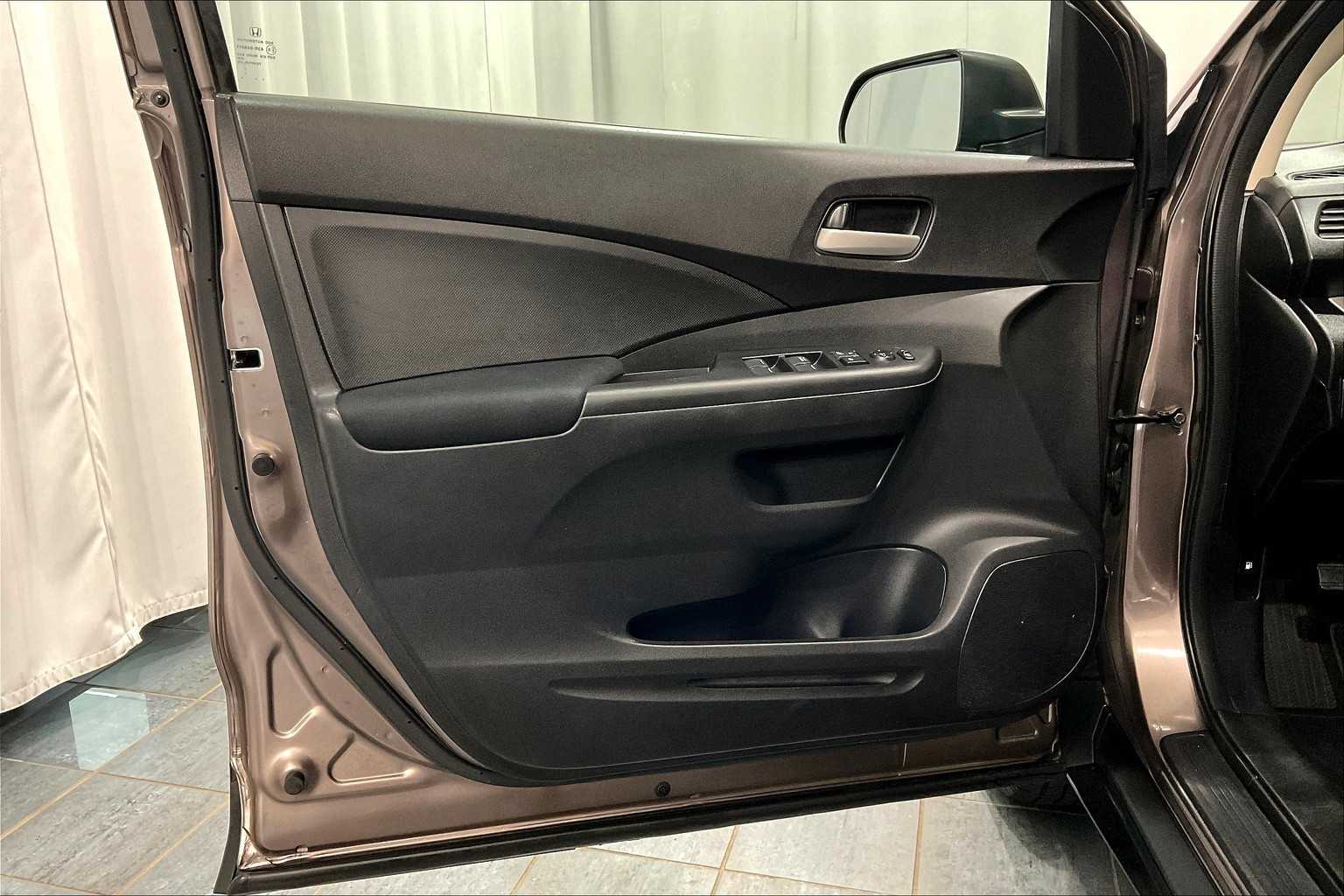 2014 Honda CR-V LX - Photo 9